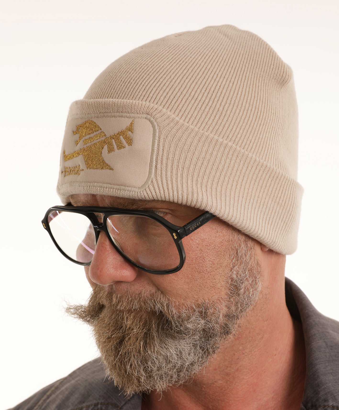 HERCZEG Sárkányos kötött Sapi - Mogyoró-Arany