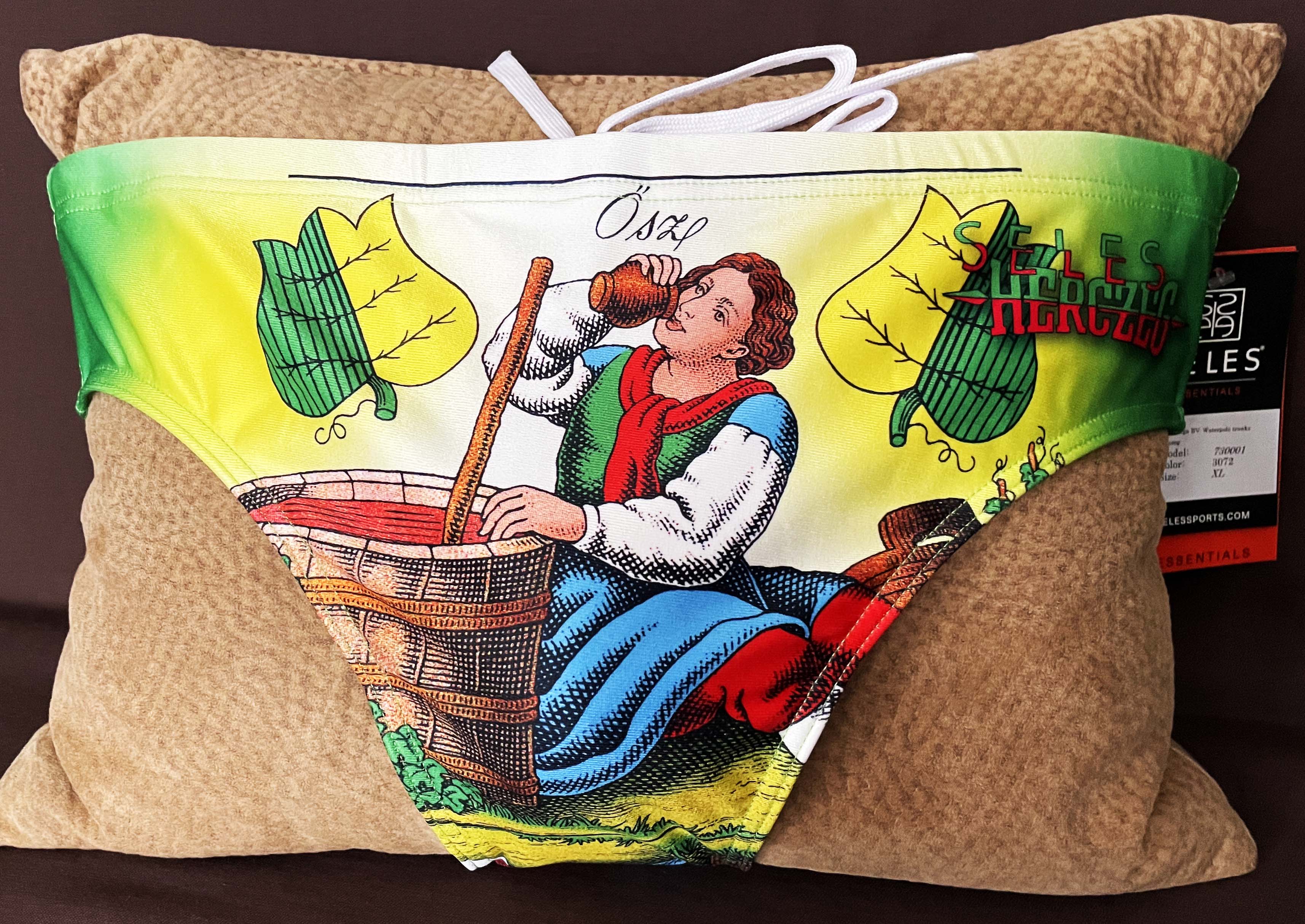 Zöld Ász fecske (vízilabdás úszó)